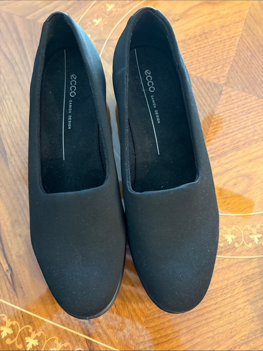 Ecco Women's Black Slip-On Short Wedge